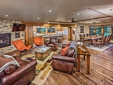 Steamboat Spring Vacation Home Sleeps Ten Guests.